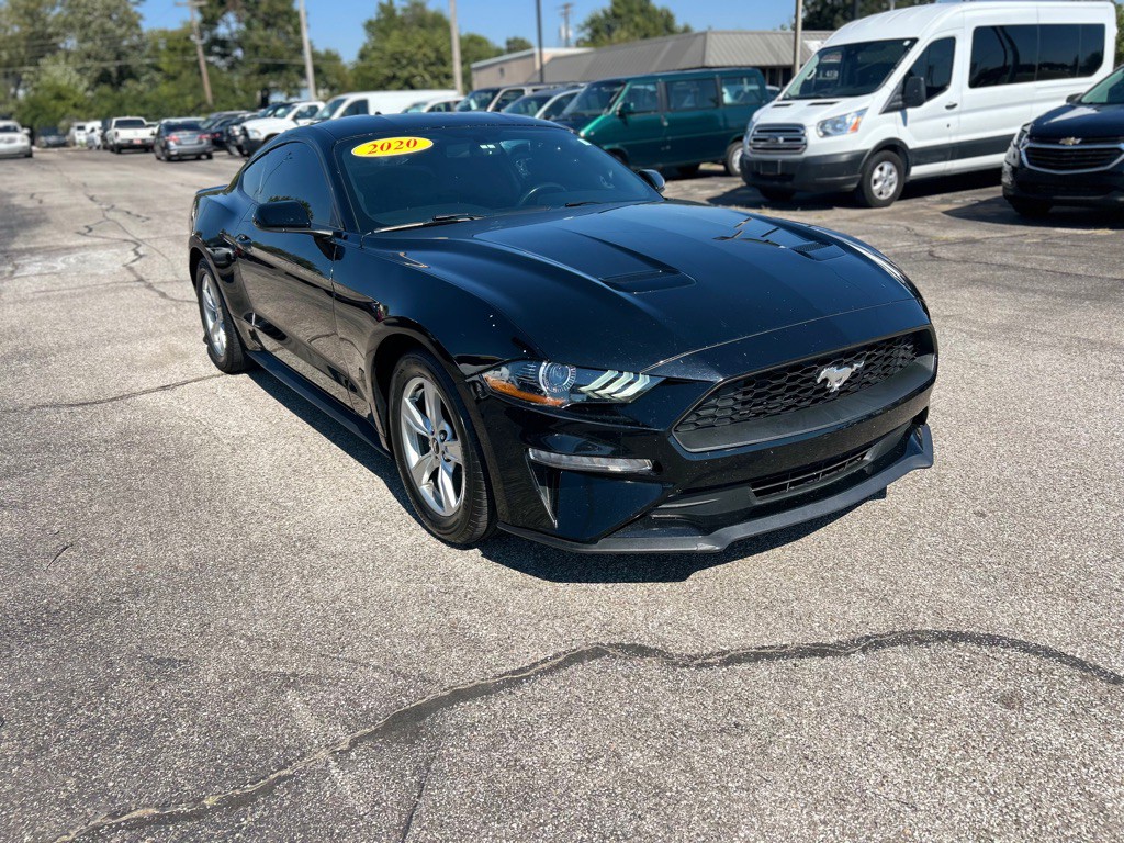 2020 Ford Mustang Image 2