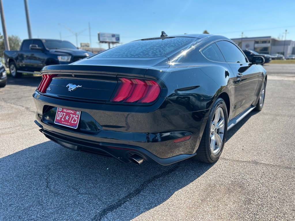 2020 Ford Mustang Image 4