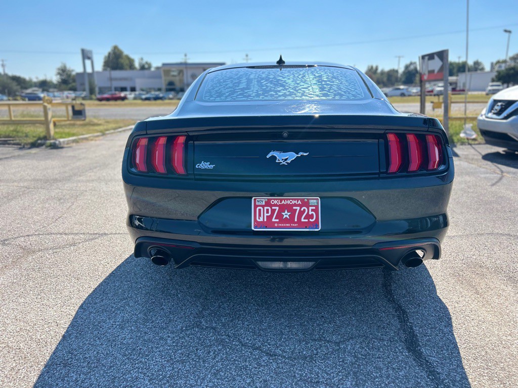 2020 Ford Mustang Image 7