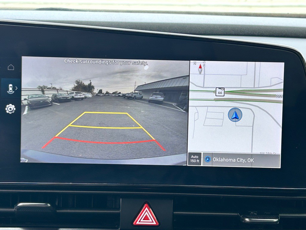 2023 Hyundai Elantra Image 12