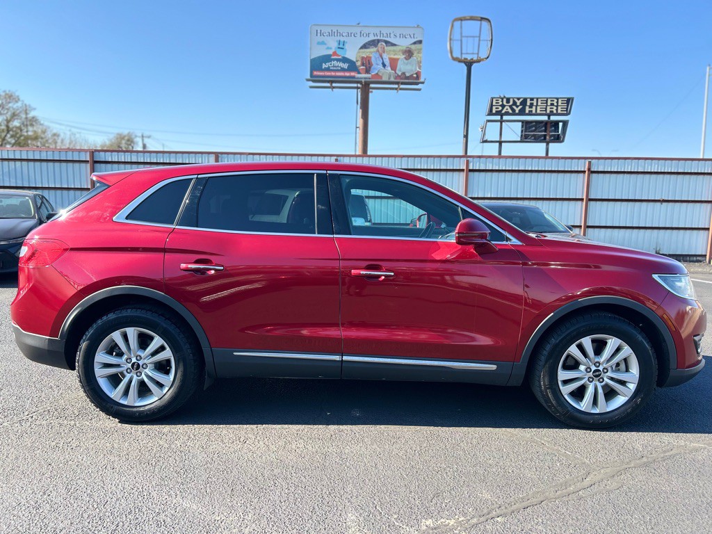 2017 Lincoln MKX Image 8