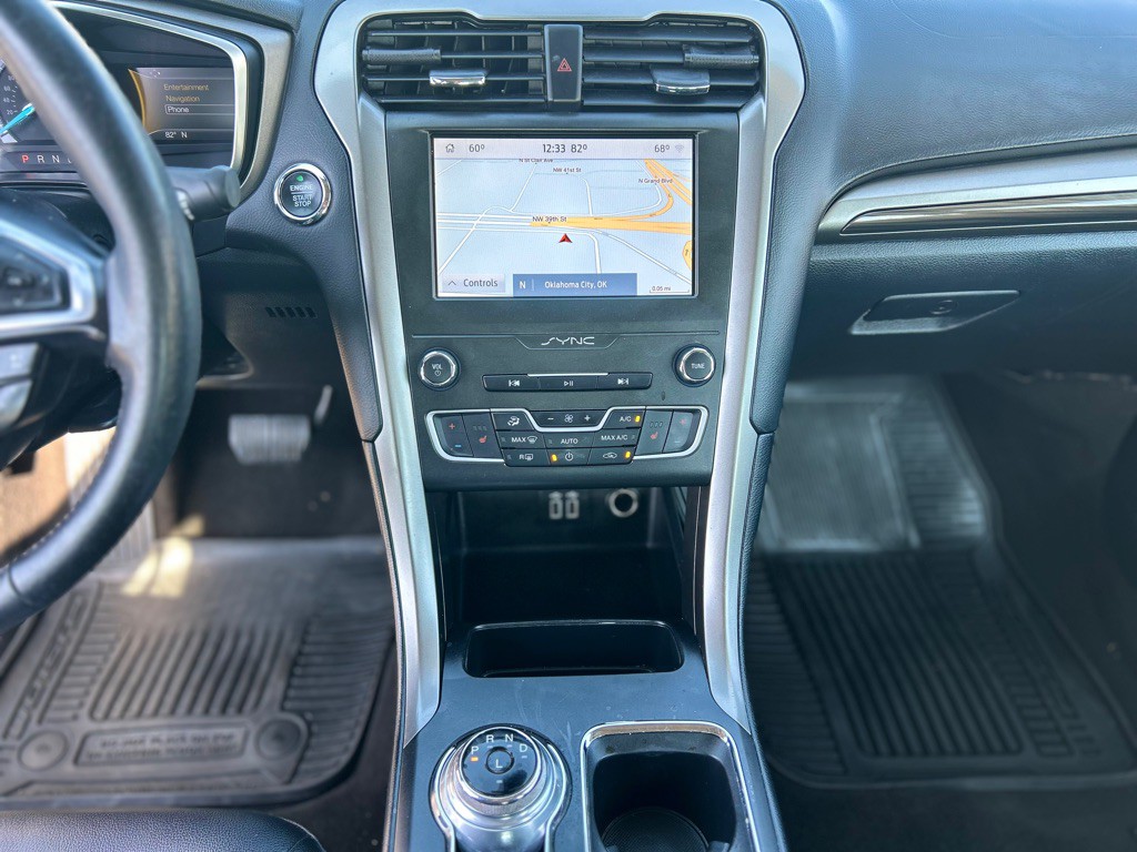 2020 Ford Fusion Image 12