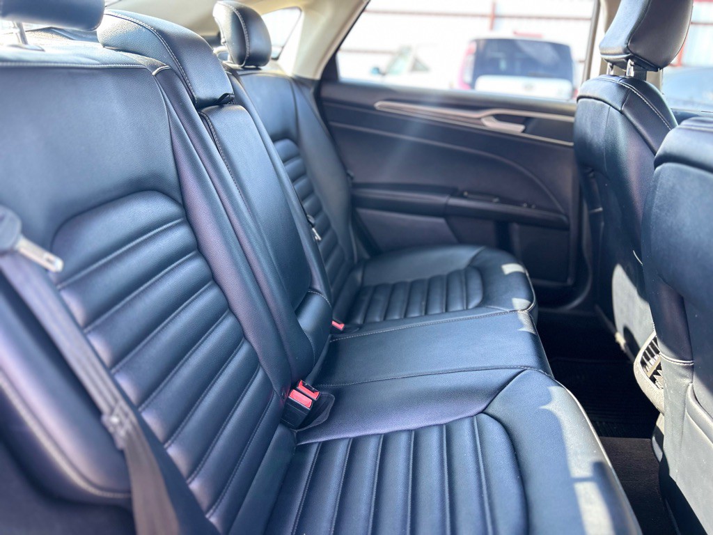 2020 Ford Fusion Image 14