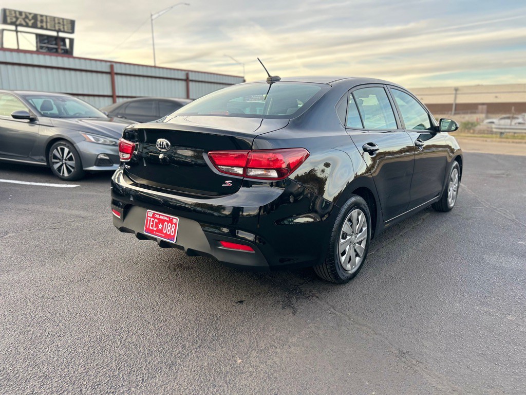 2019 Kia Rio Image 6