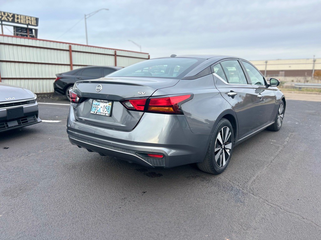 2021 Nissan Altima Image 5