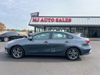 Image for 2024 Kia Forte LX ID: 7011918