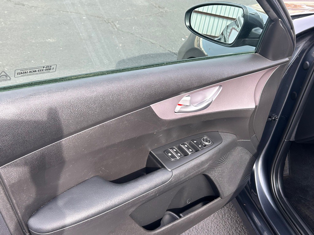 2024 Kia Forte Image 9