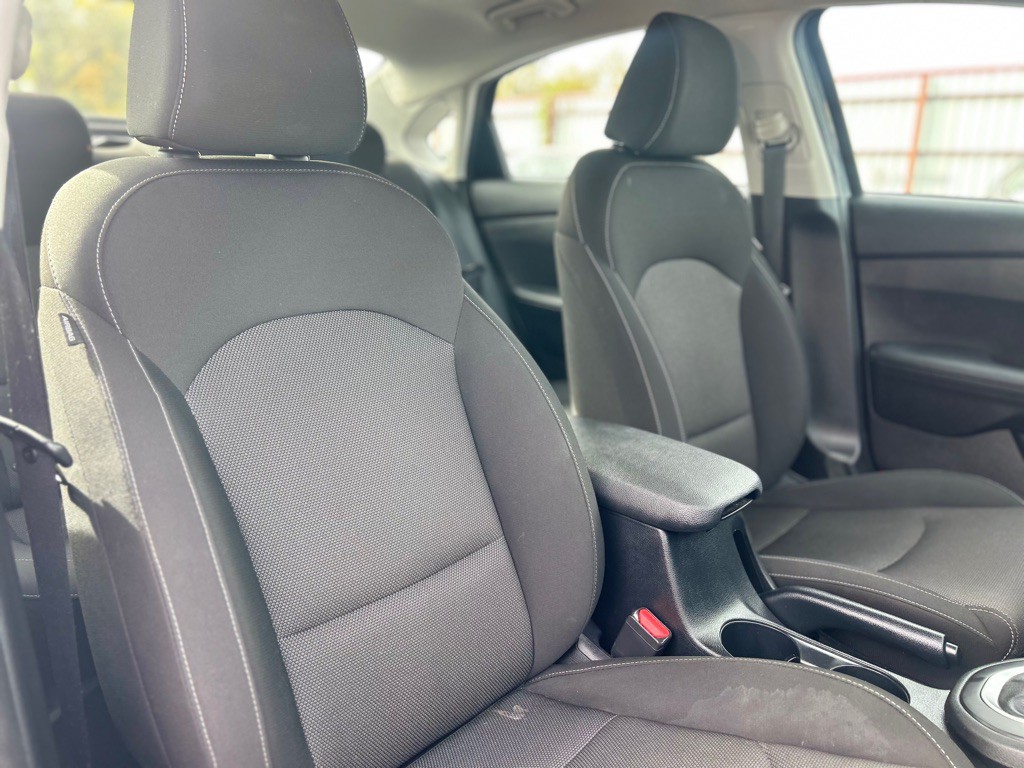 2024 Kia Forte Image 16