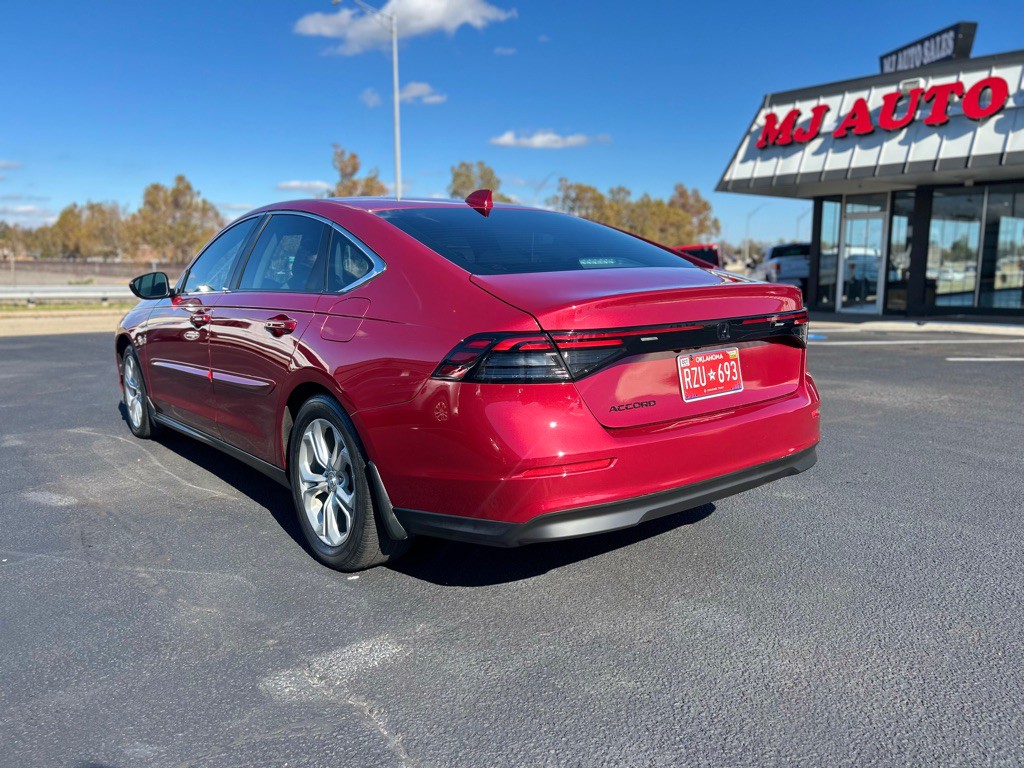 2023 Honda Accord Image 4