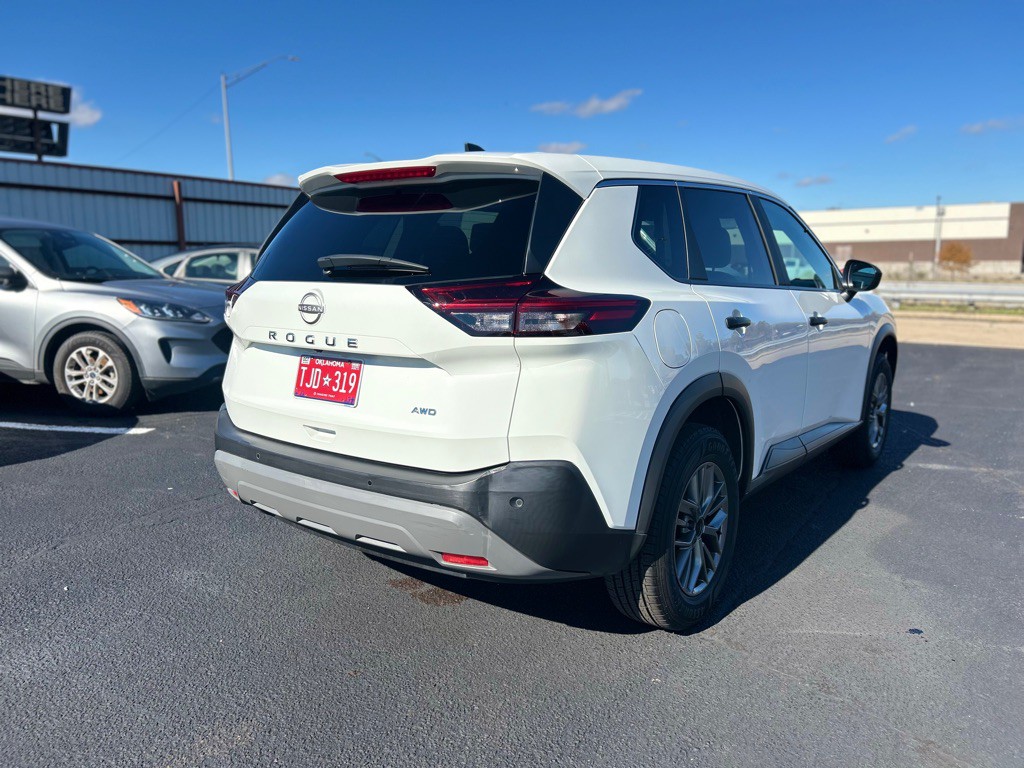2023 Nissan Rogue Image 5
