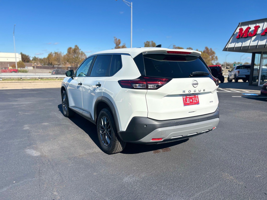 2023 Nissan Rogue Image 6