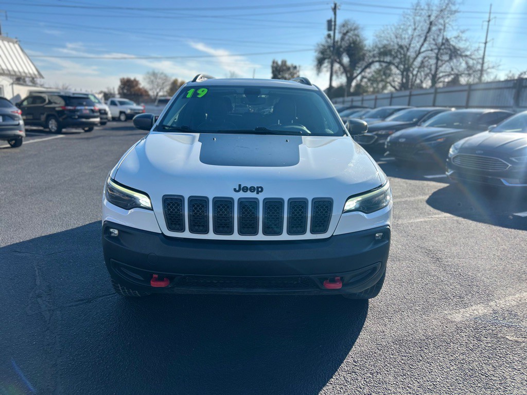 2019 Jeep Cherokee Image 3