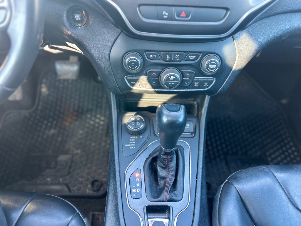 2019 Jeep Cherokee Image 13