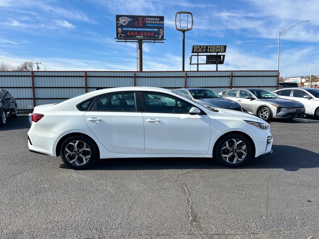 2021 Kia Forte Image 5