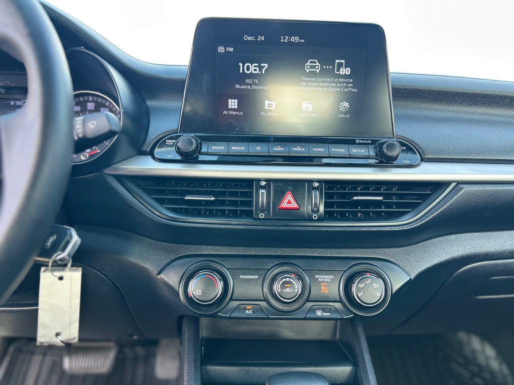 2021 Kia Forte Image 13