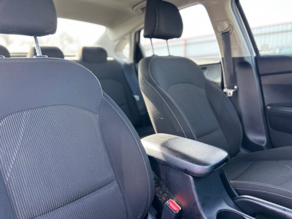 2021 Kia Forte Image 21