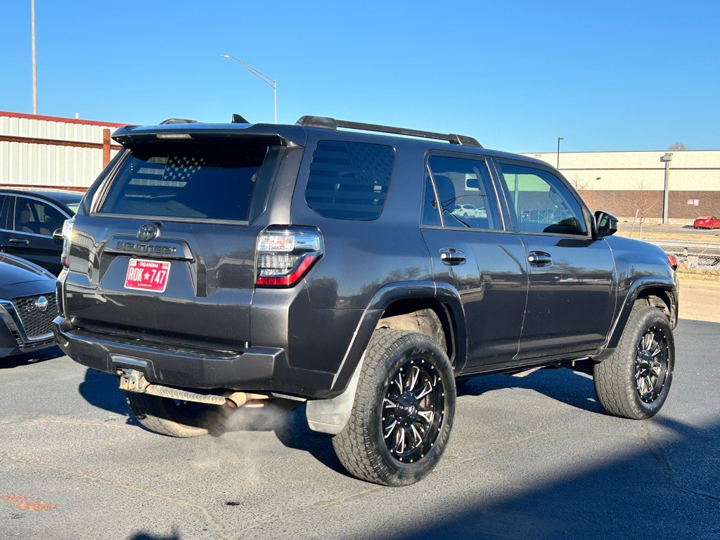 2016 Toyota 4Runner Image 6
