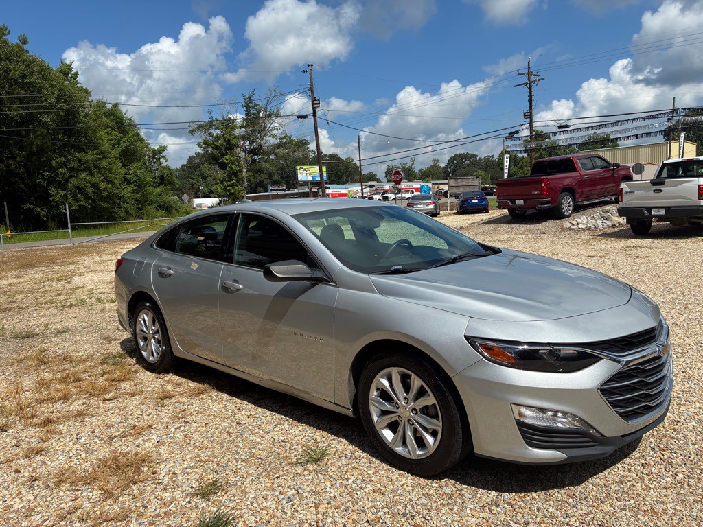2020 Chevrolet Malibu Image 2