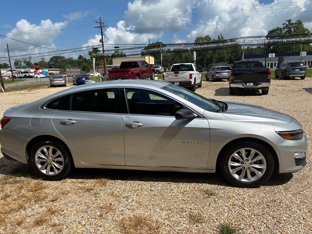 2020 Chevrolet Malibu Image 3