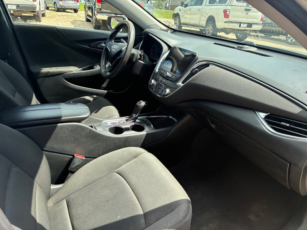 2020 Chevrolet Malibu Image 18