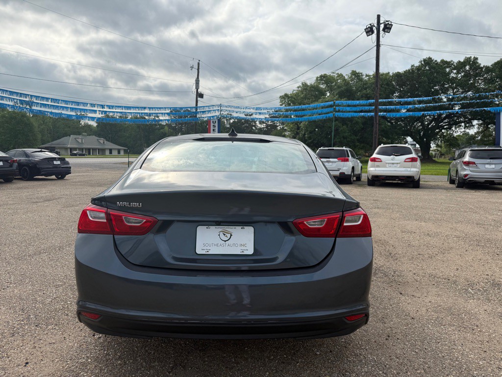 2019 Chevrolet Malibu Image 4