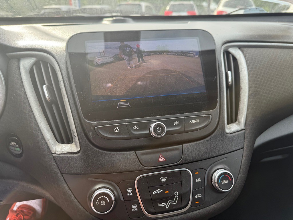 2019 Chevrolet Malibu Image 6