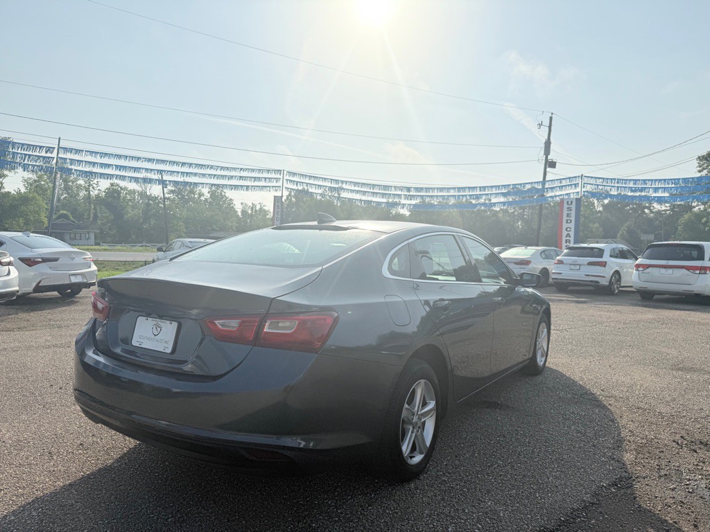 2019 Chevrolet Malibu Image 12