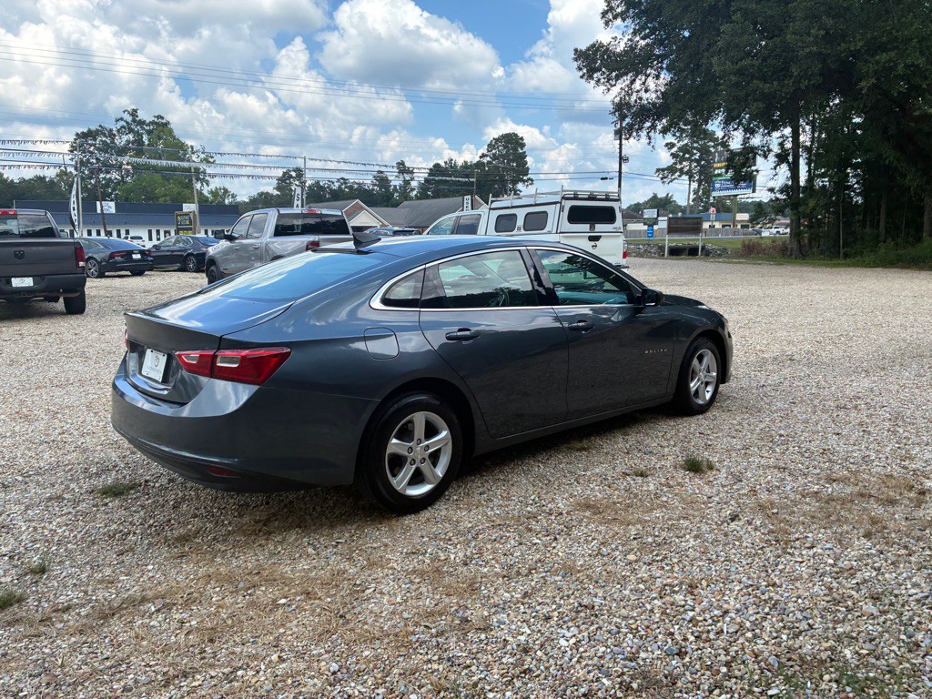 2019 Chevrolet Malibu Image 4