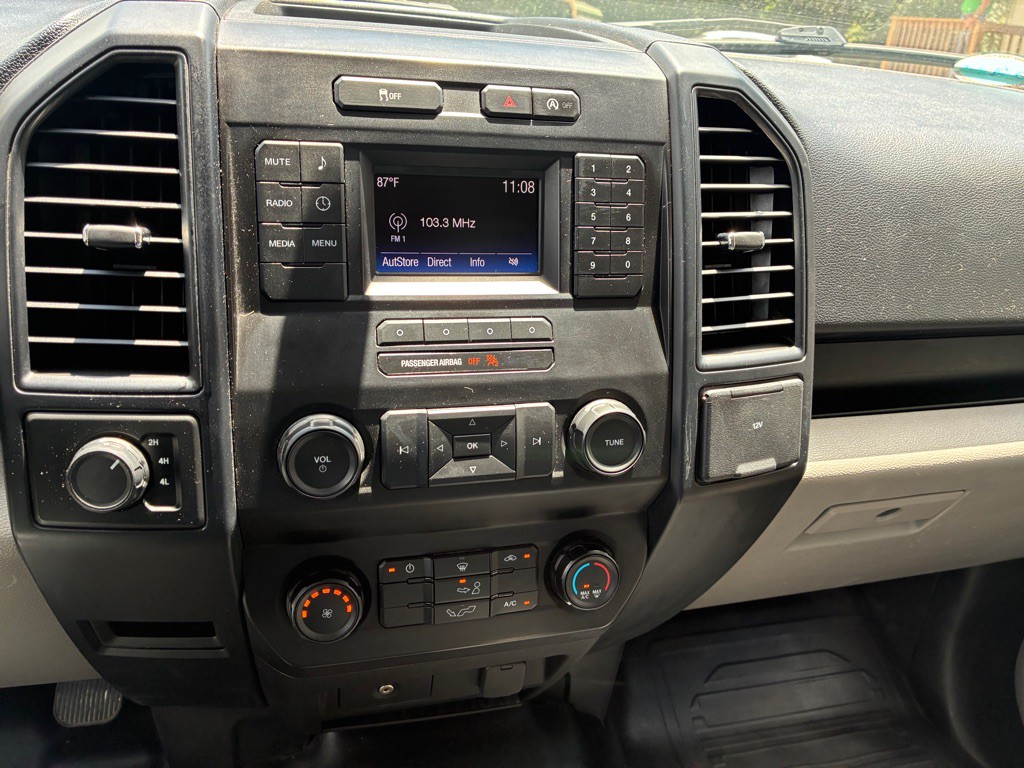 2016 Ford F-150 Image 12