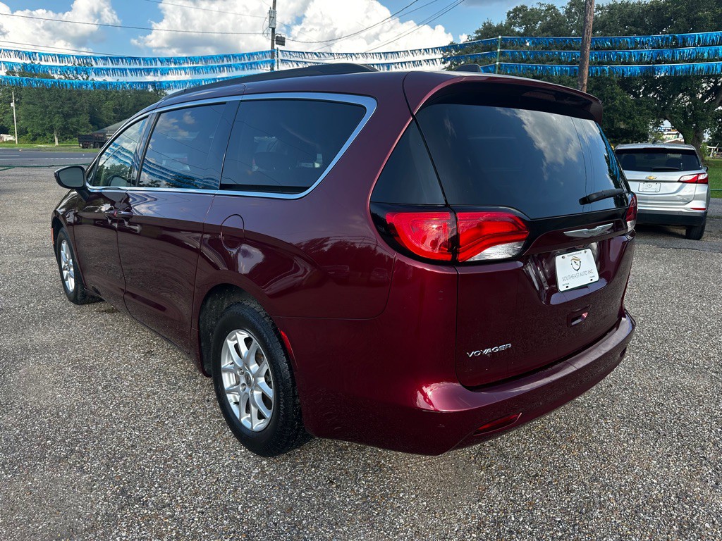 2021 Chrysler Voyager Image 7