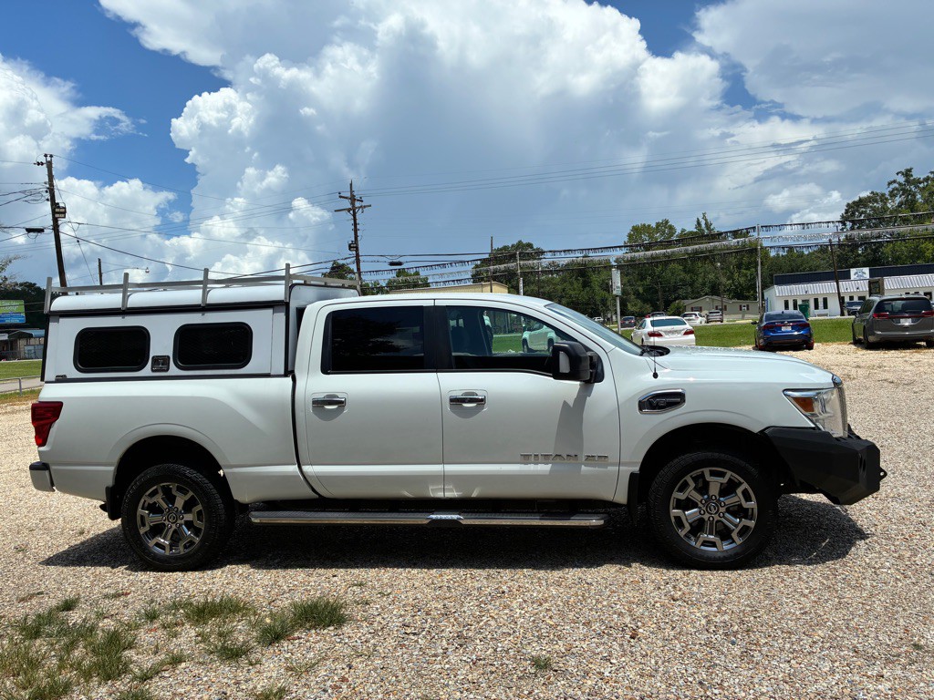 2018 Nissan Titan Image 4