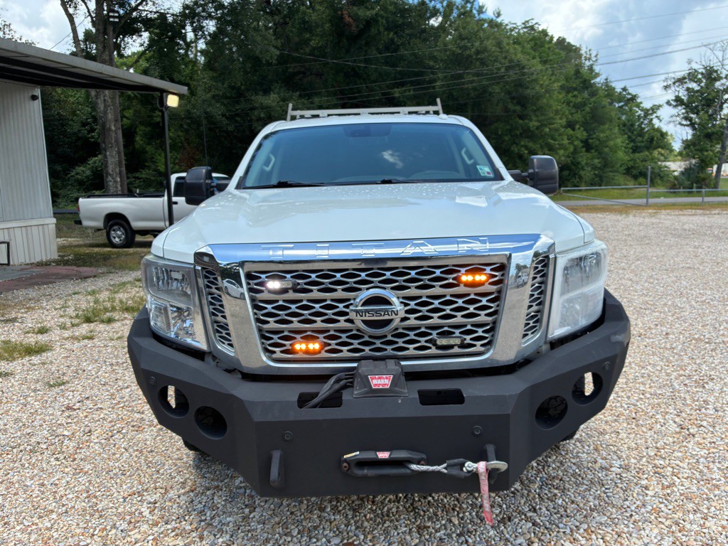 2018 Nissan Titan Image 31