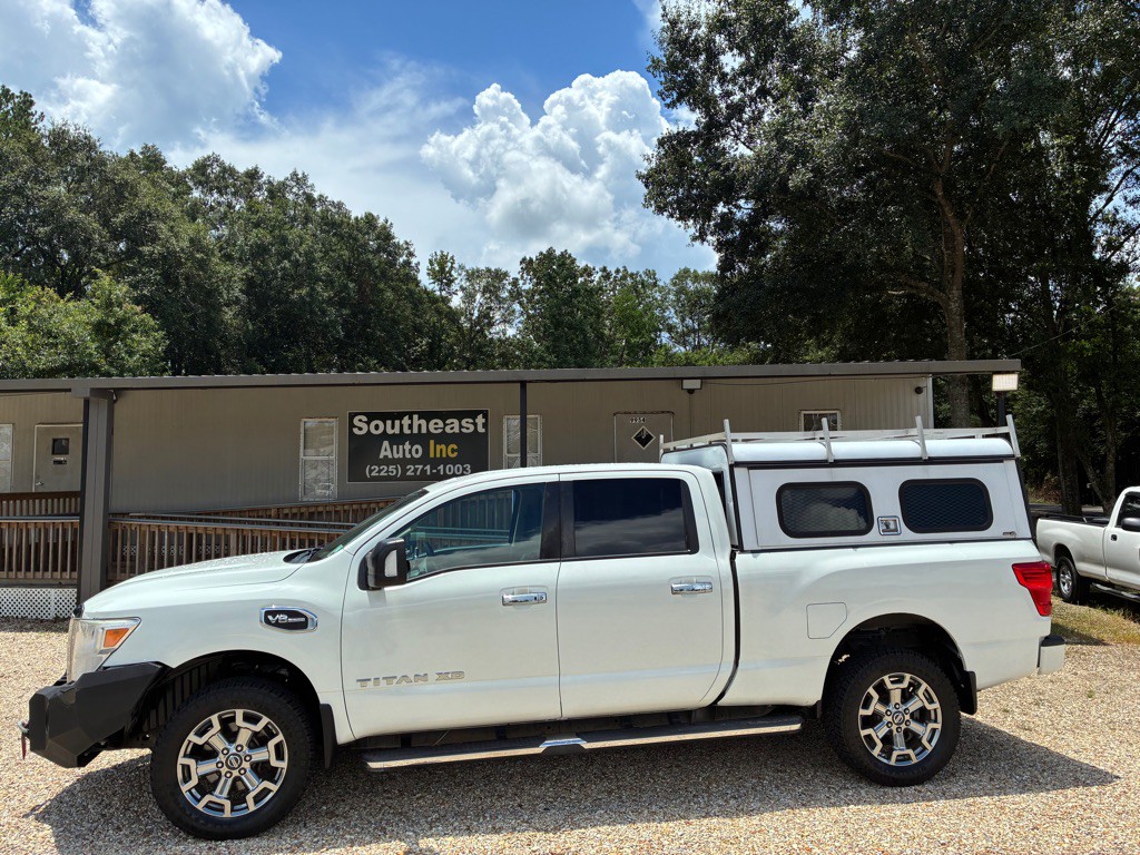 2018 Nissan Titan Image 9