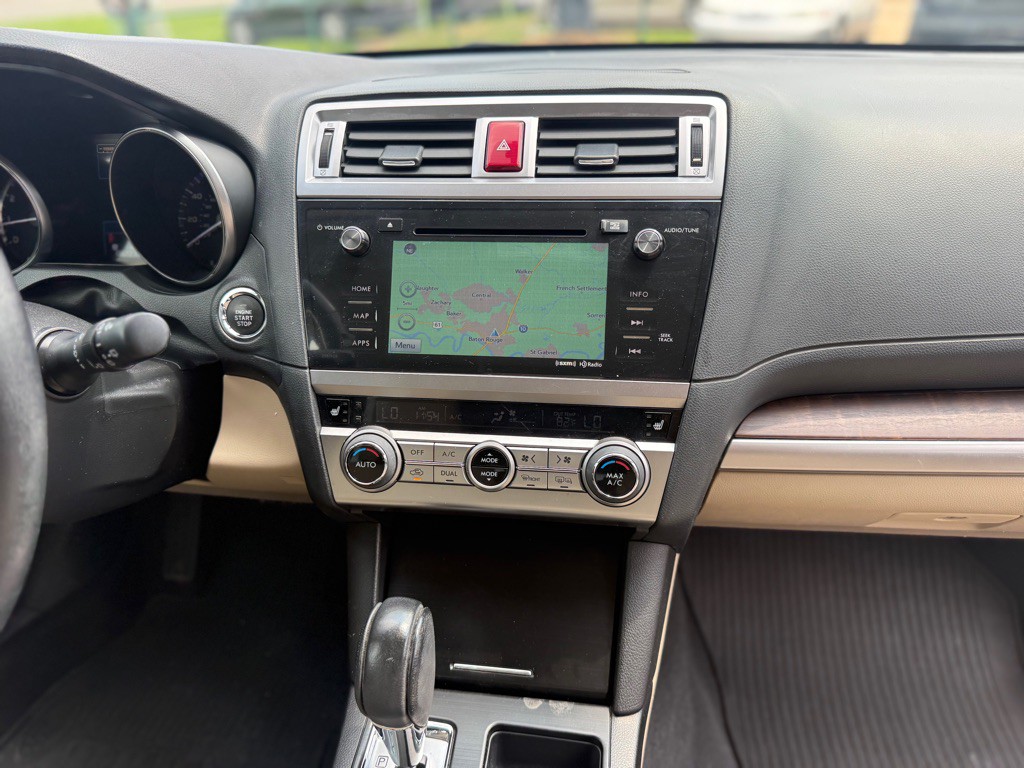 2017 Subaru Outback Image 19