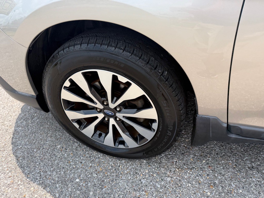 2017 Subaru Outback Image 28
