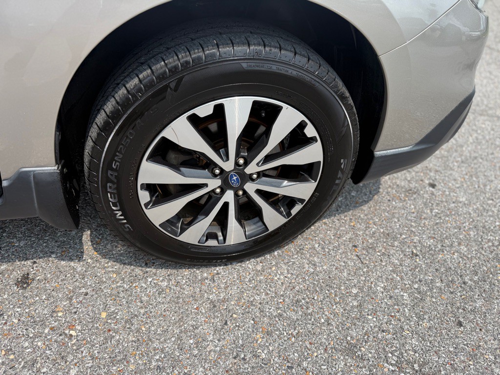 2017 Subaru Outback Image 29