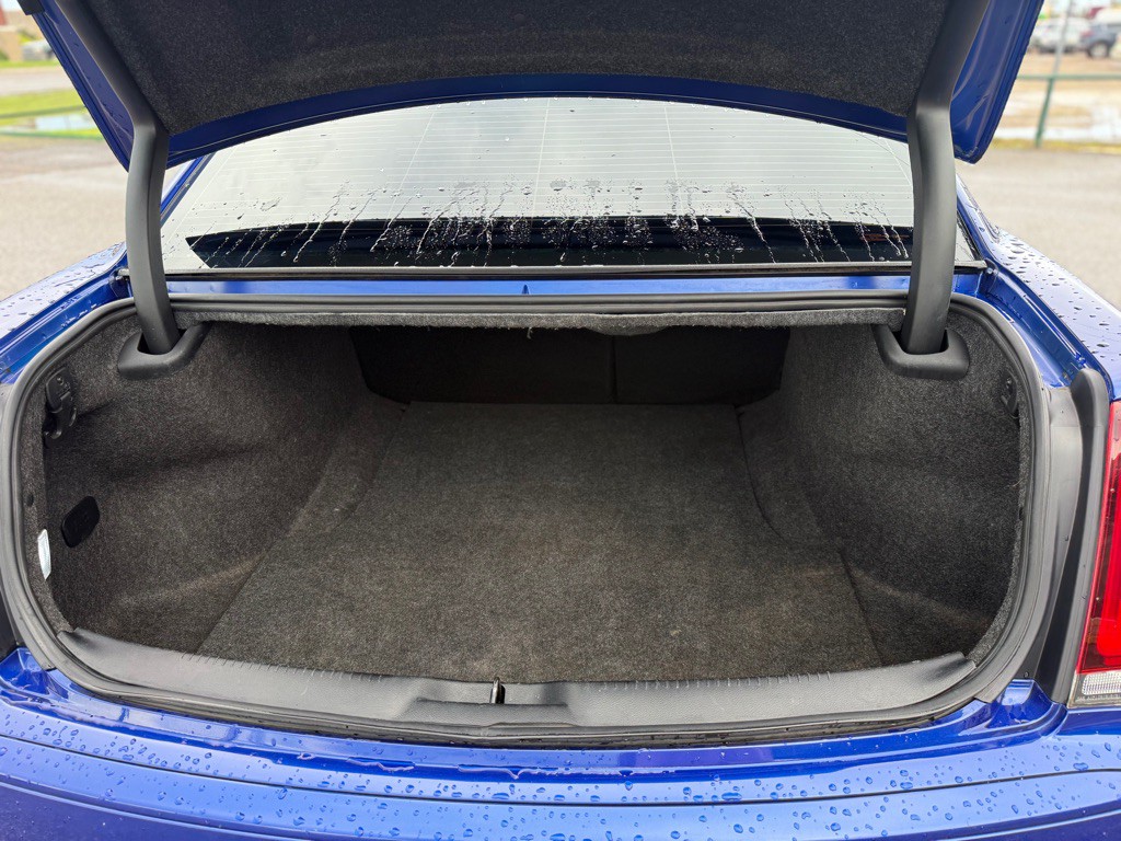 2020 Chrysler 300 Image 17