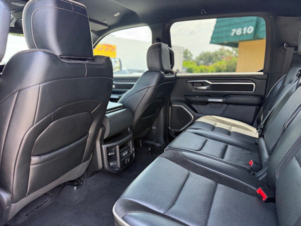 2025 RAM 1500 Image 16