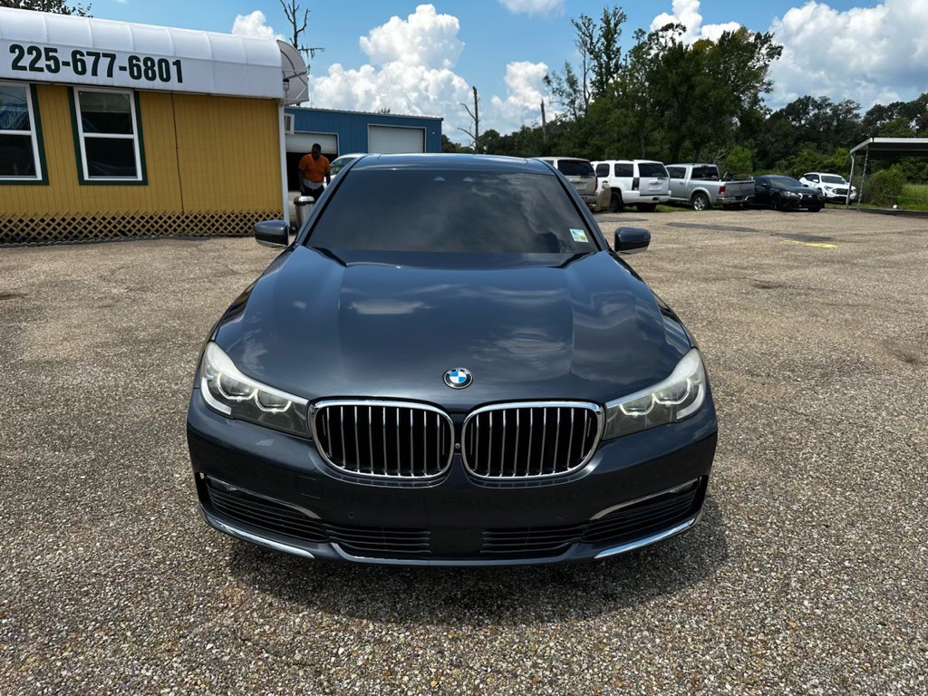 2016 BMW 7 Series Image 15
