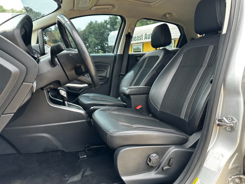 2020 Ford Econoline Image 9