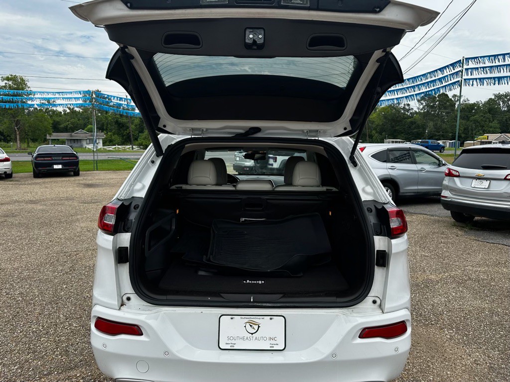 2018 Jeep Cherokee Image 18