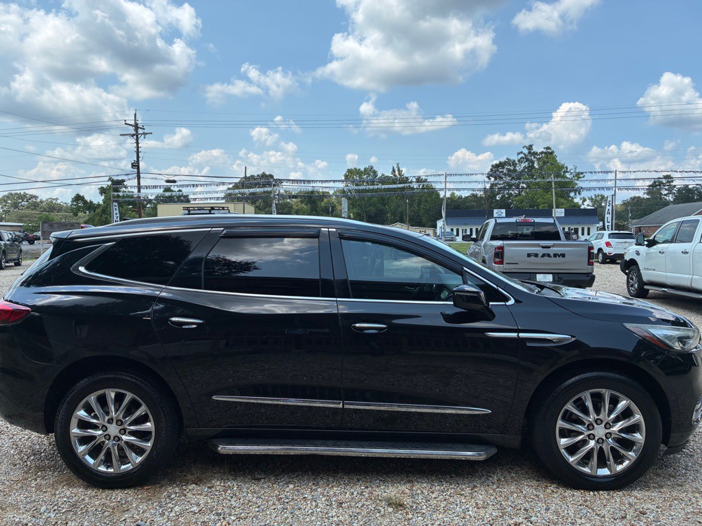 2018 Buick Enclave Image 4