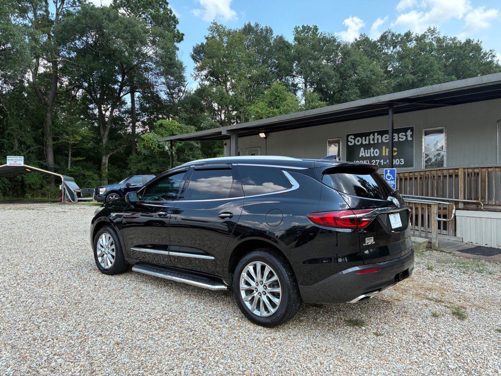 2018 Buick Enclave Image 7