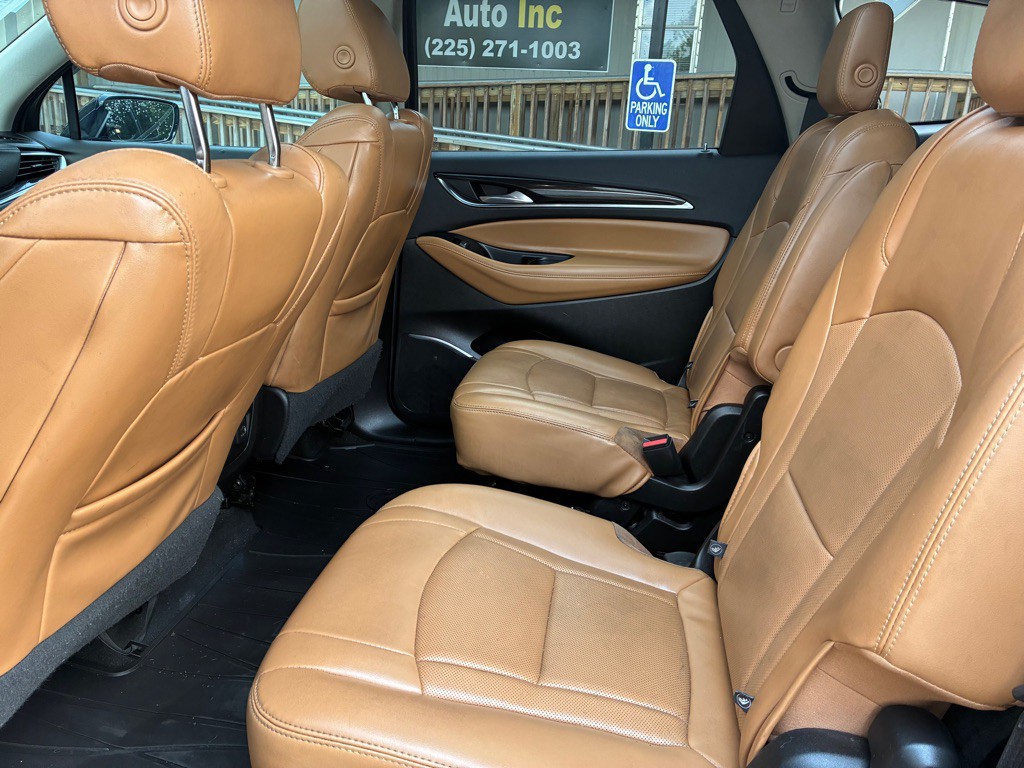 2018 Buick Enclave Image 19