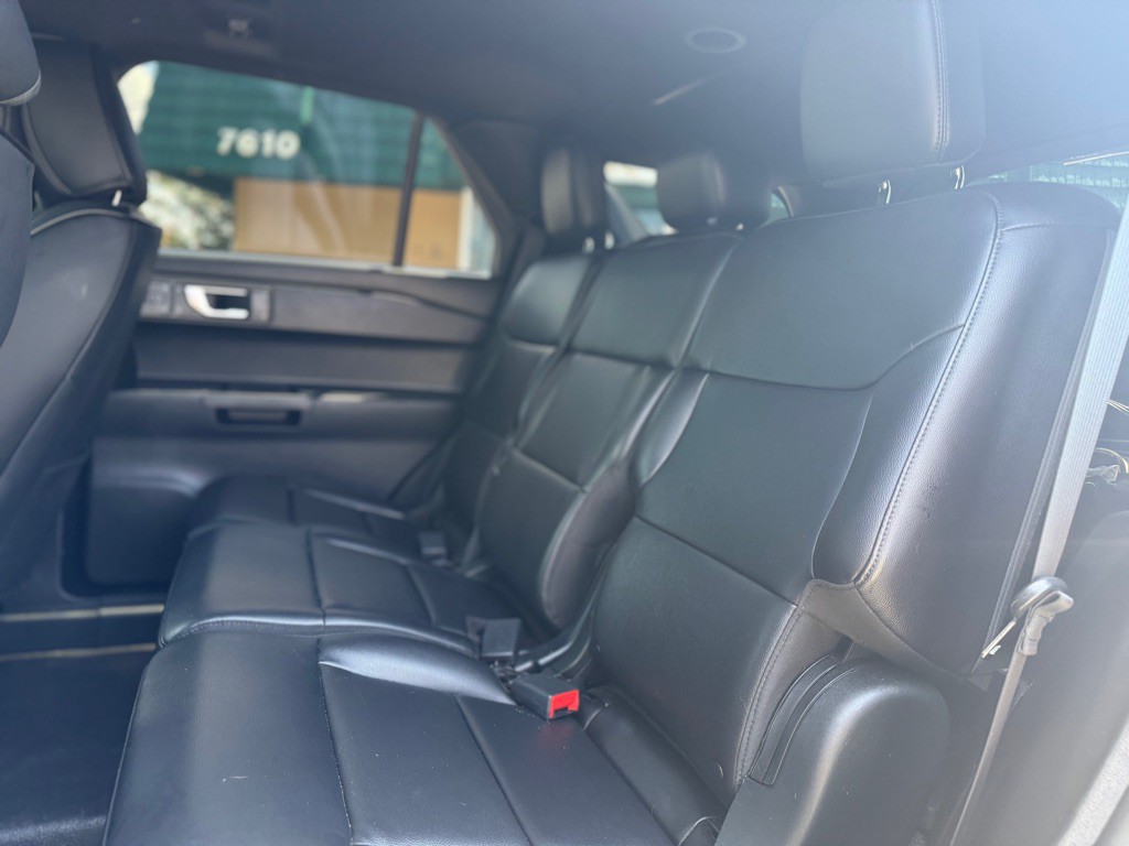 2021 Ford Explorer Image 14