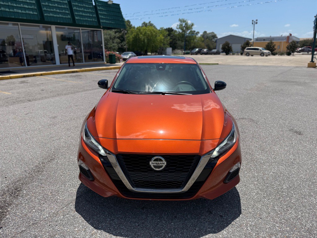 2021 Nissan Altima Image 2