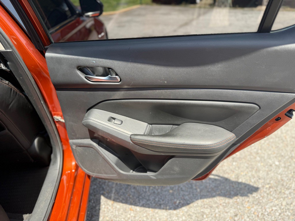 2021 Nissan Altima Image 18