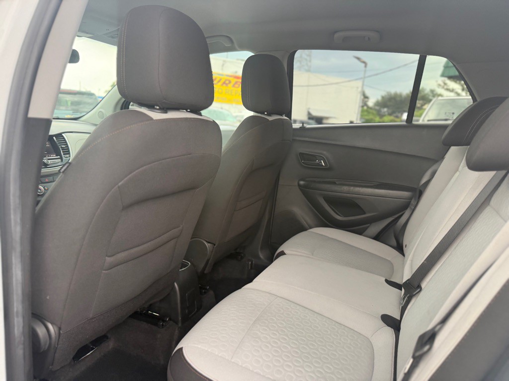 2022 Chevrolet Trax Image 12