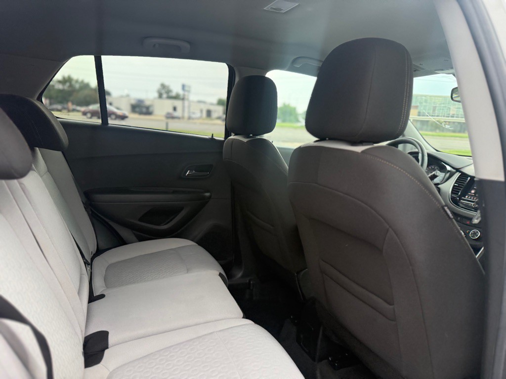 2022 Chevrolet Trax Image 16