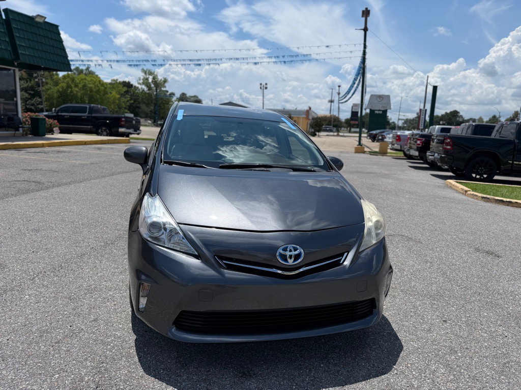2012 Toyota Prius Image 2